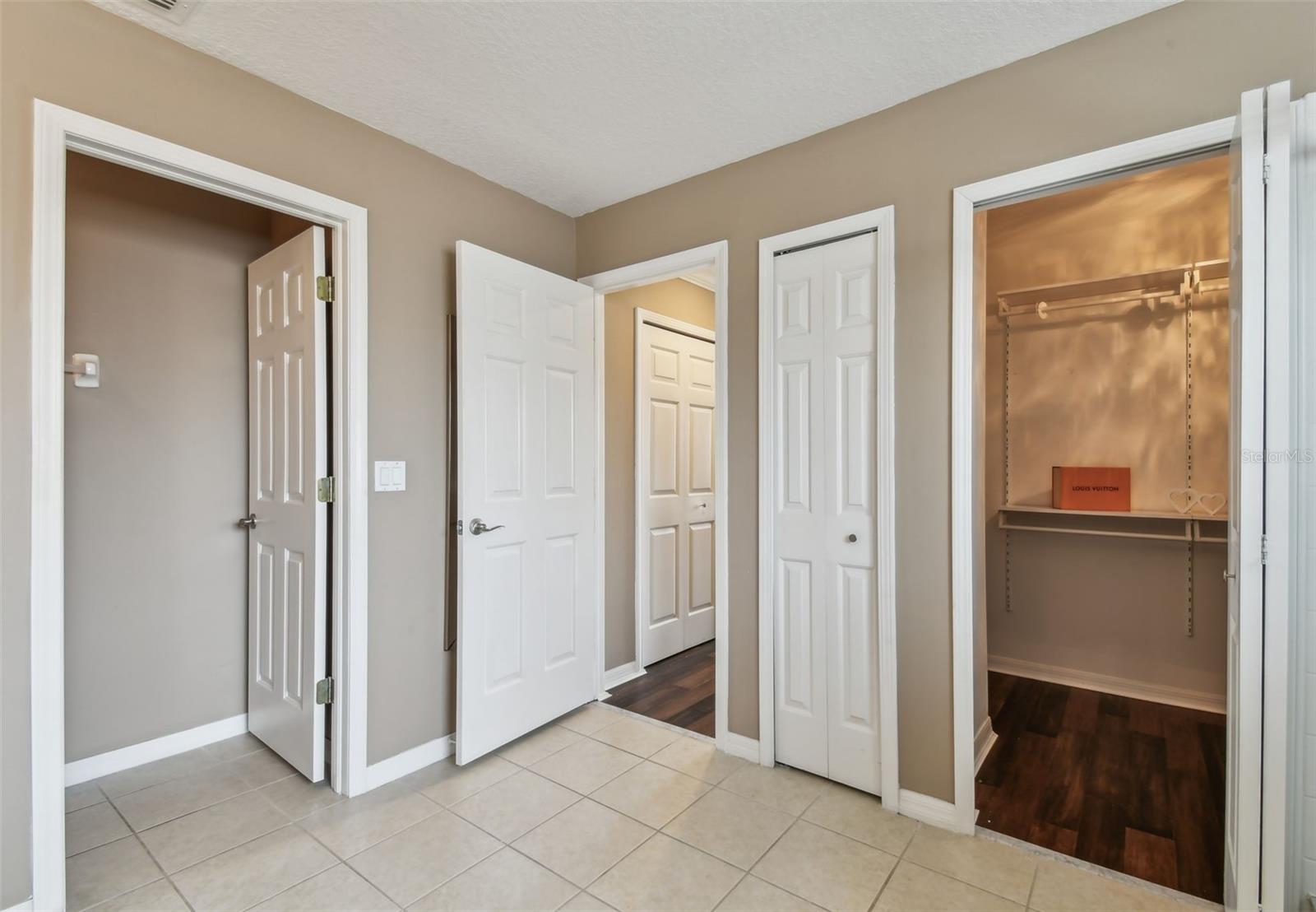 31111 BRIDGEGATE DR, WESLEY CHAPEL, FL, 33545