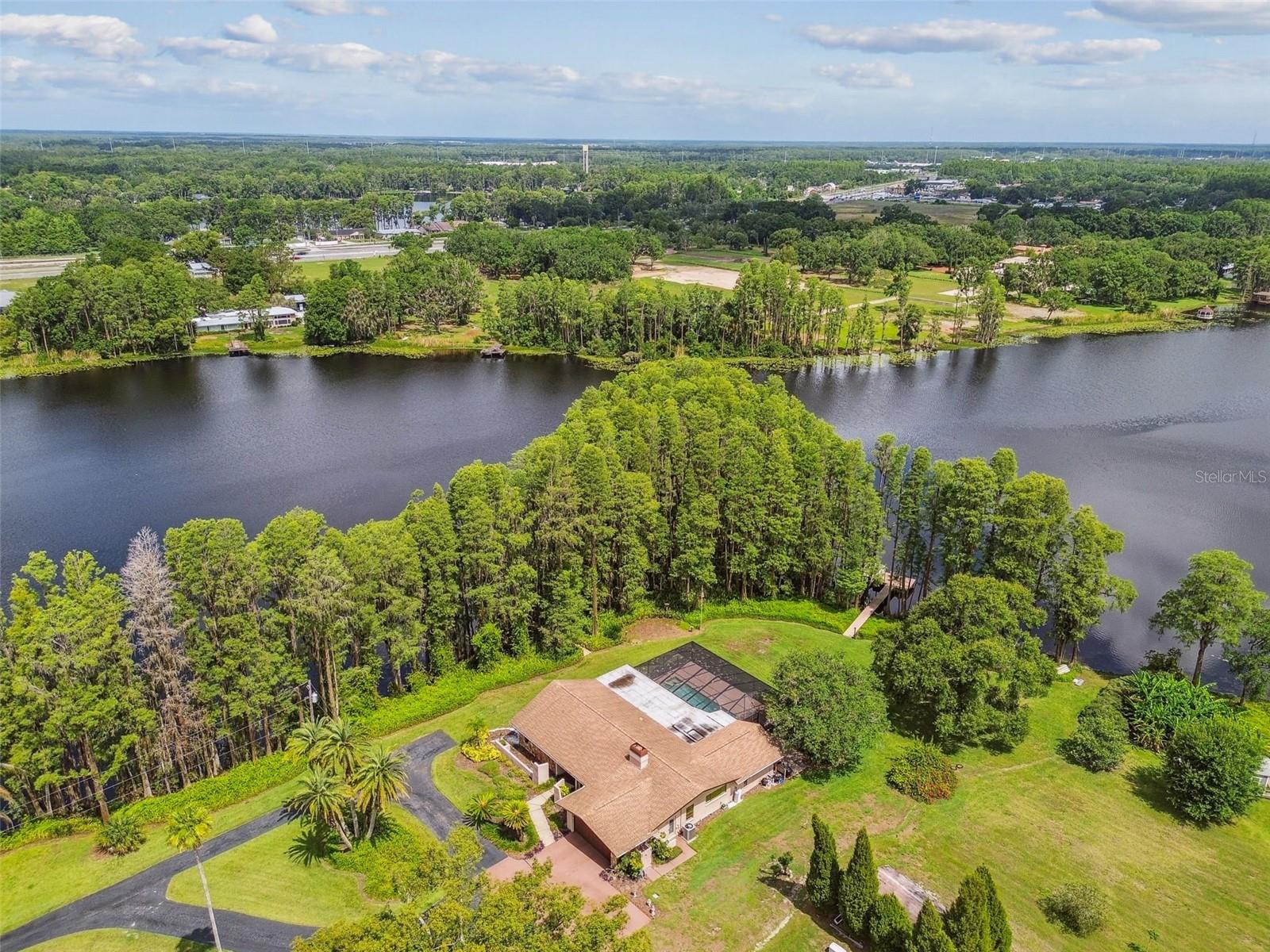 820 NEWBERGER RD, LUTZ, FL, 33549