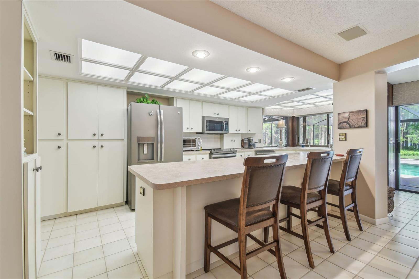 820 NEWBERGER RD, LUTZ, FL, 33549