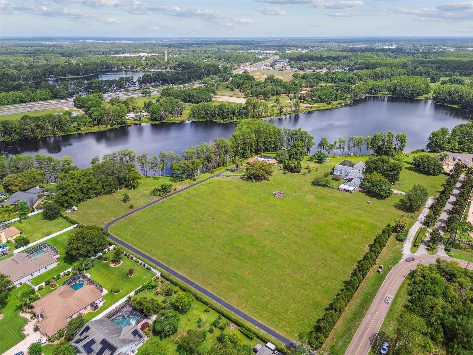 820 NEWBERGER RD, LUTZ, FL, 33549