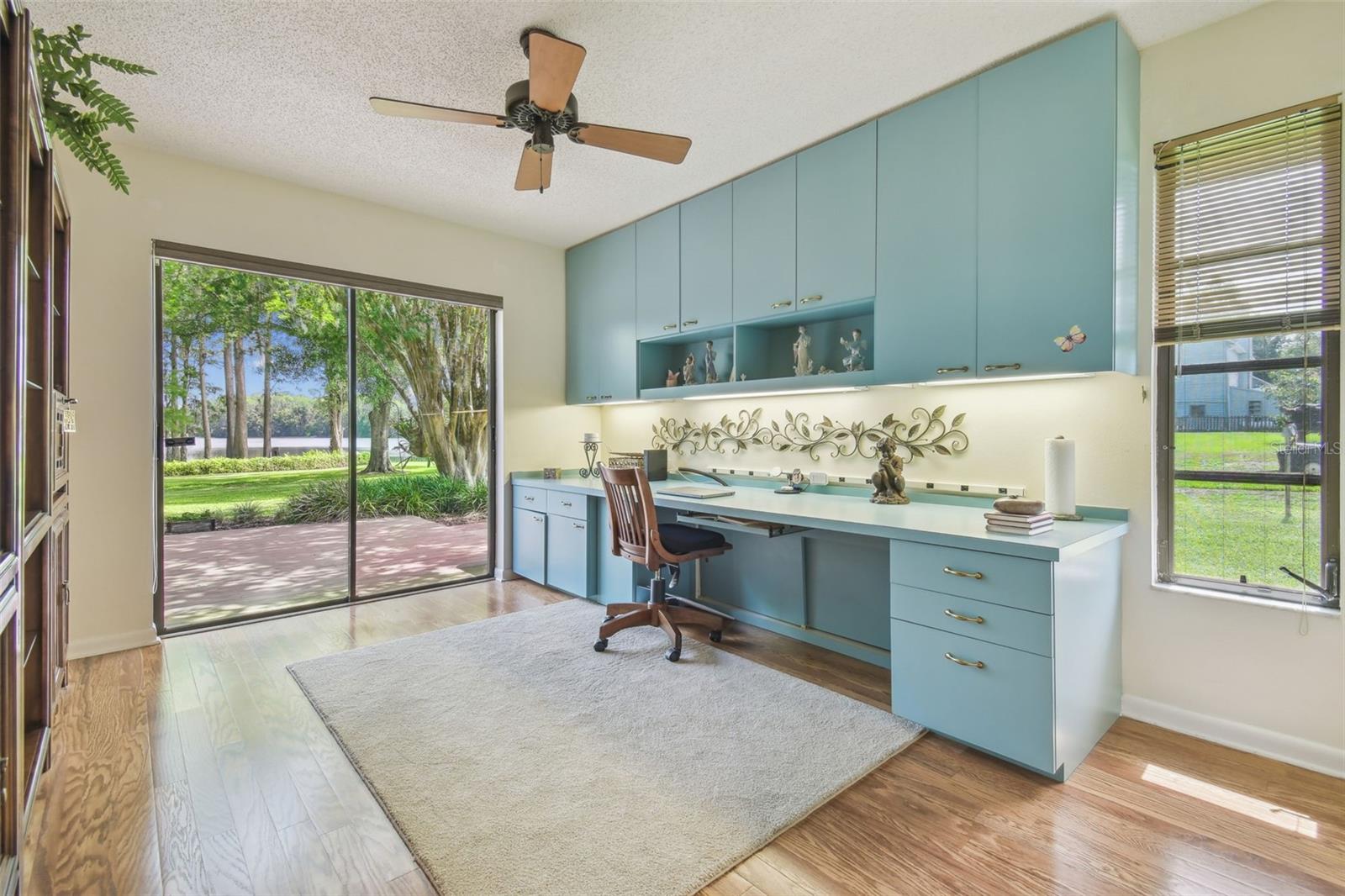 820 NEWBERGER RD, LUTZ, FL, 33549