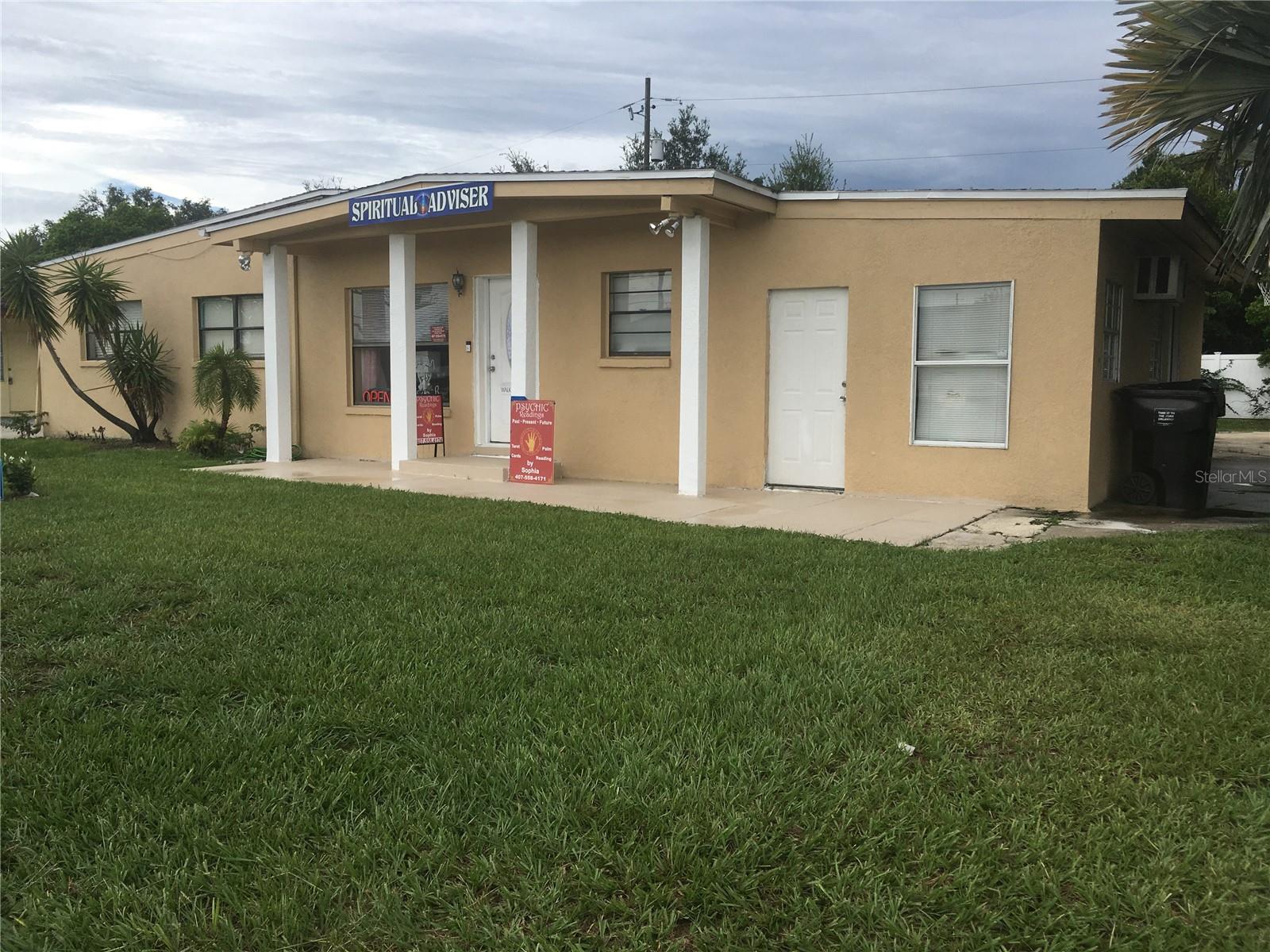 10 S SEMORAN BLVD S, ORLANDO, FL, 32822