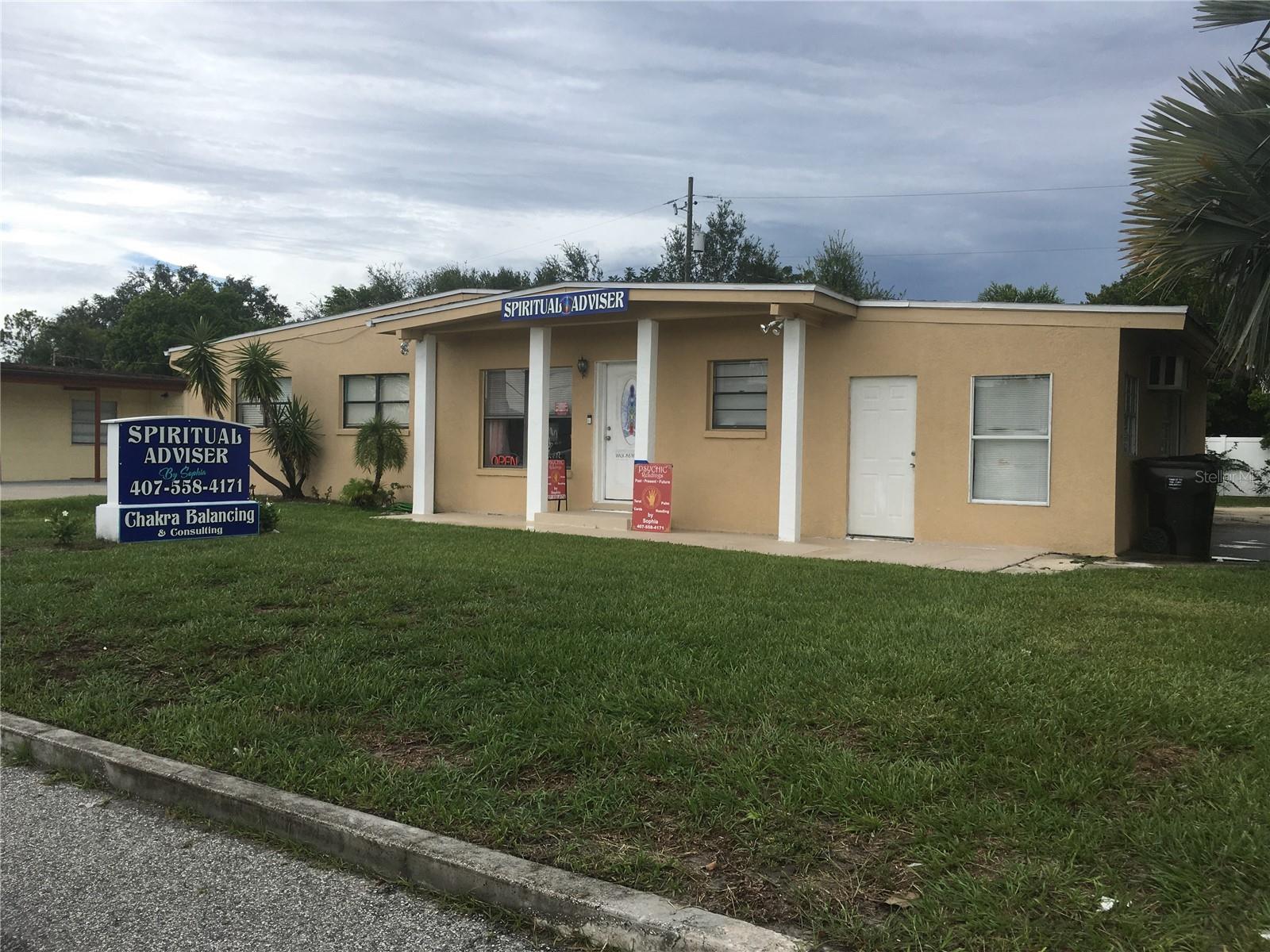 10 S SEMORAN BLVD S, ORLANDO, FL, 32822