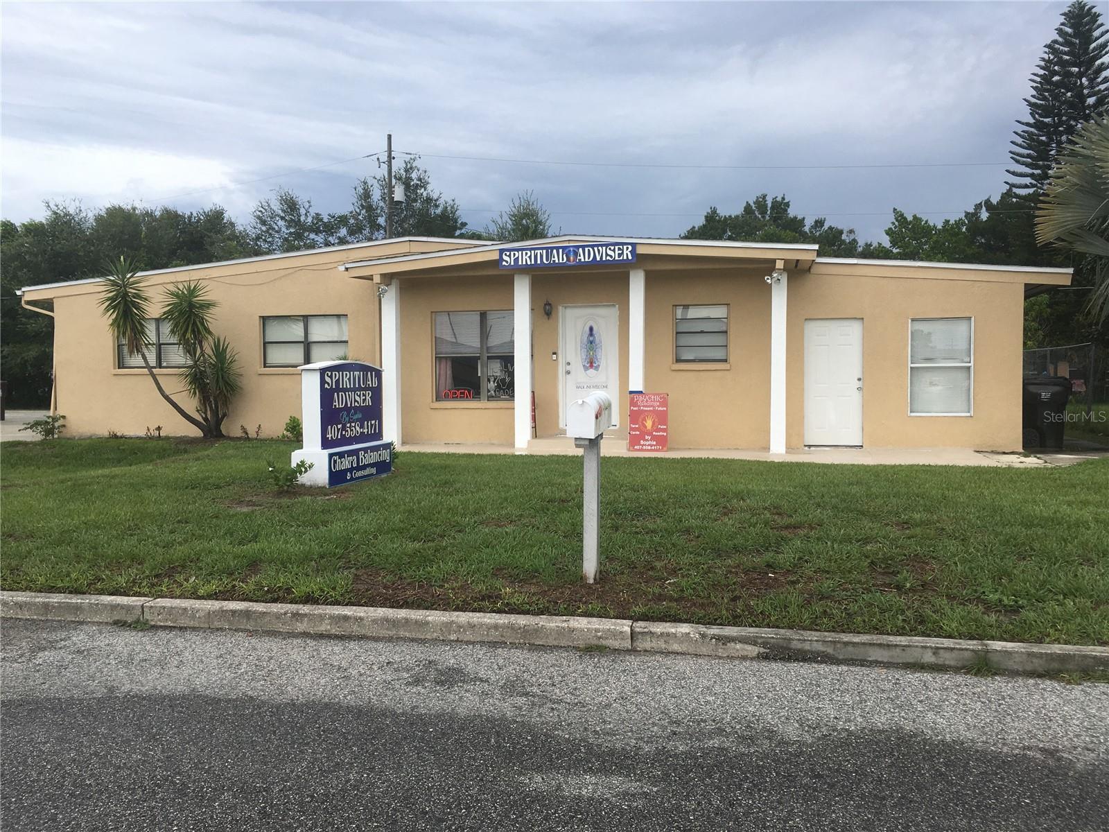 10 S SEMORAN BLVD S, ORLANDO, FL, 32822