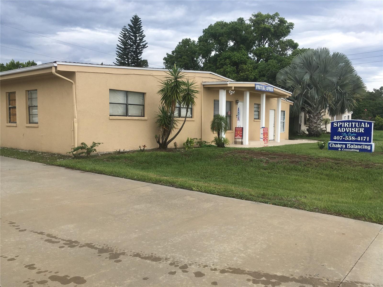 10 S SEMORAN BLVD S, ORLANDO, FL, 32822