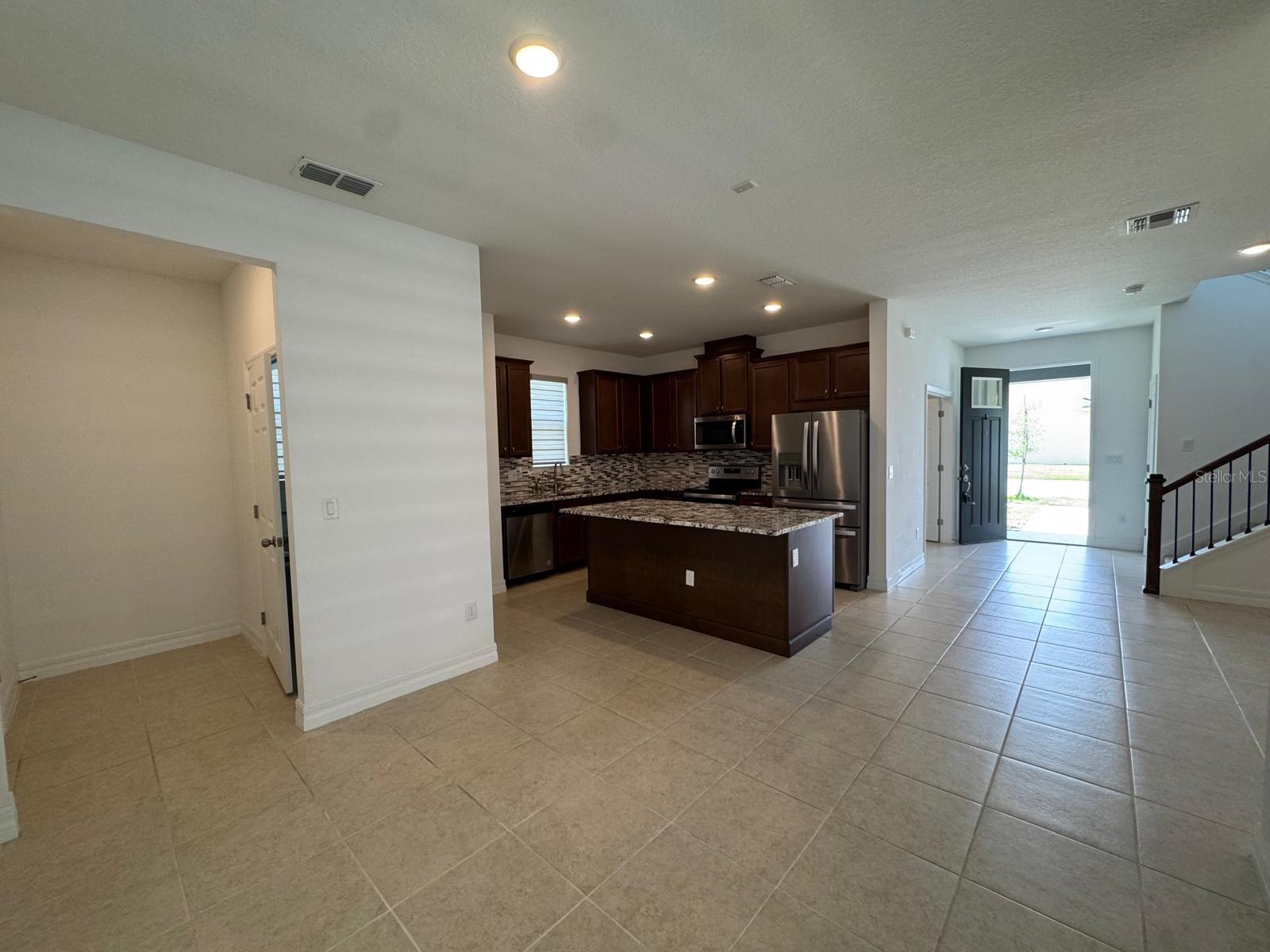 8565 LAMPPOST LN, ORLANDO, FL, 32832
