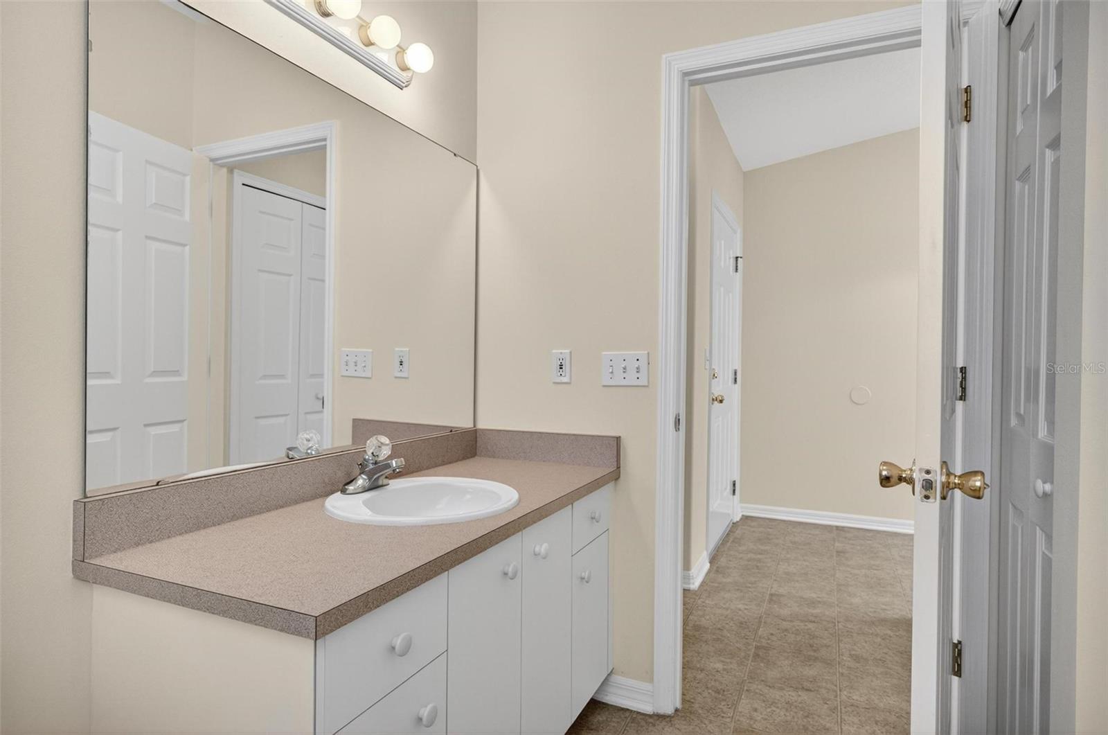 9 EMMONS LN #B, PALM COAST, FL, 32164