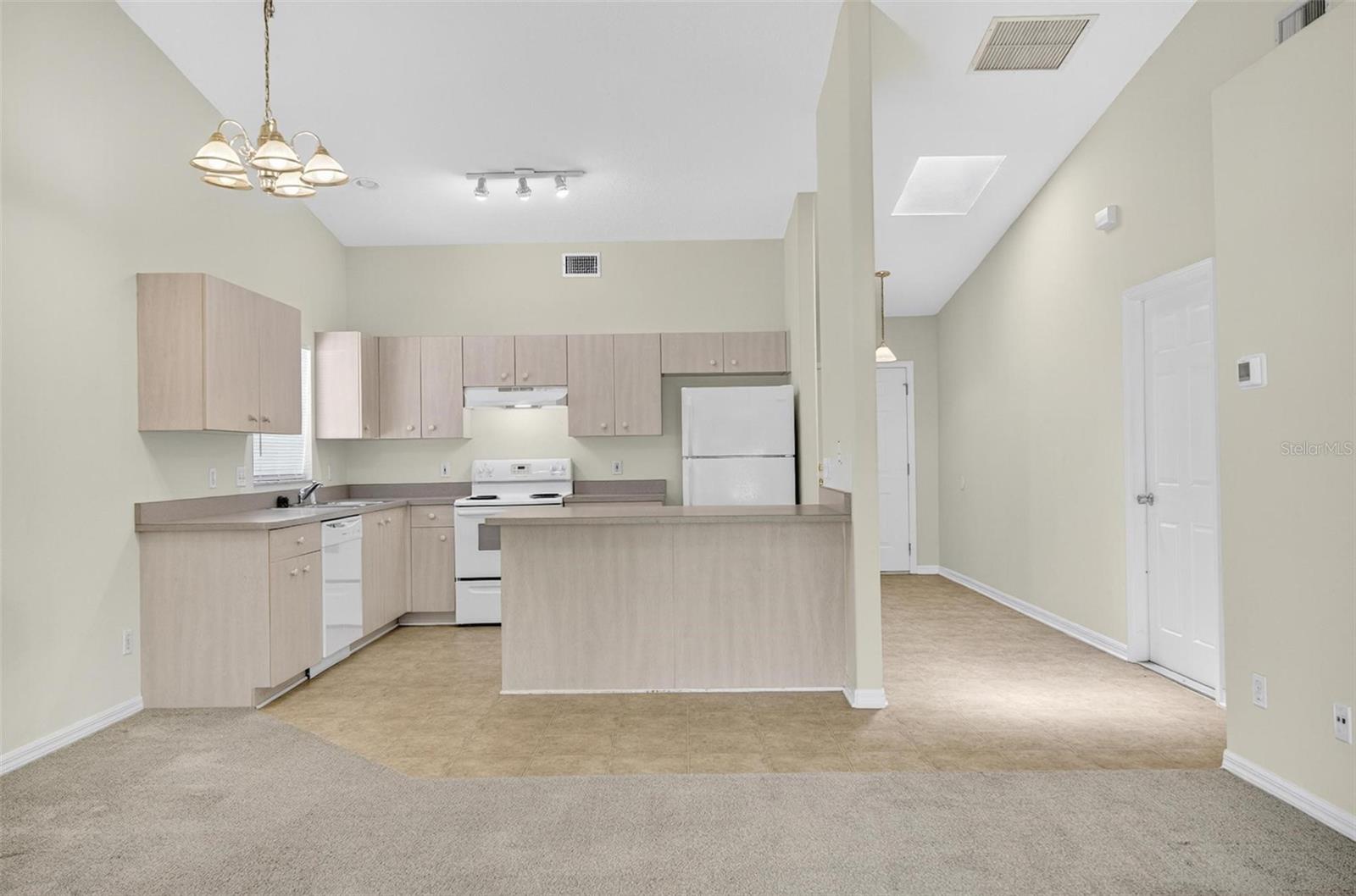 9 EMMONS LN #B, PALM COAST, FL, 32164