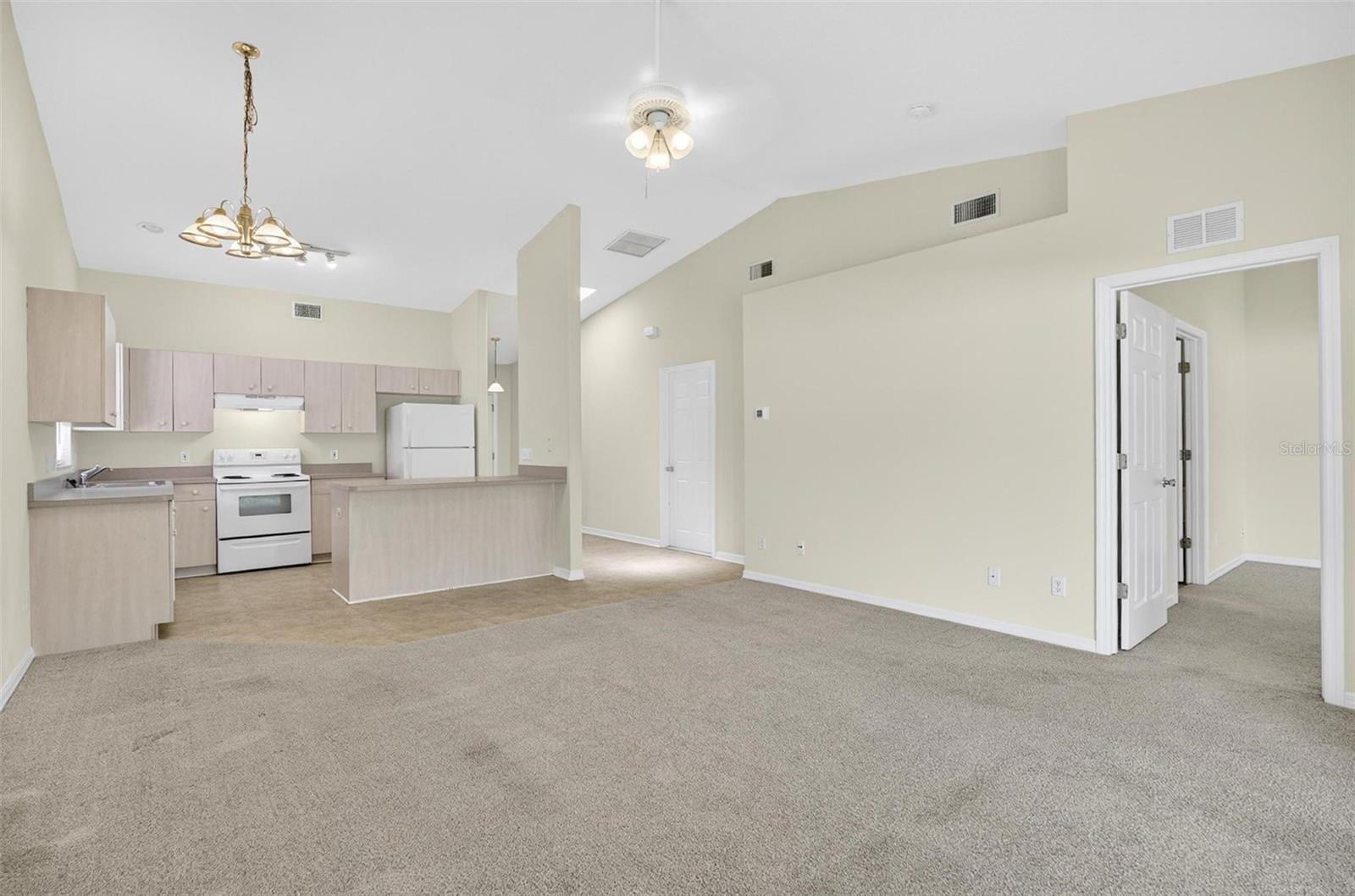 9 EMMONS LN #B, PALM COAST, FL, 32164