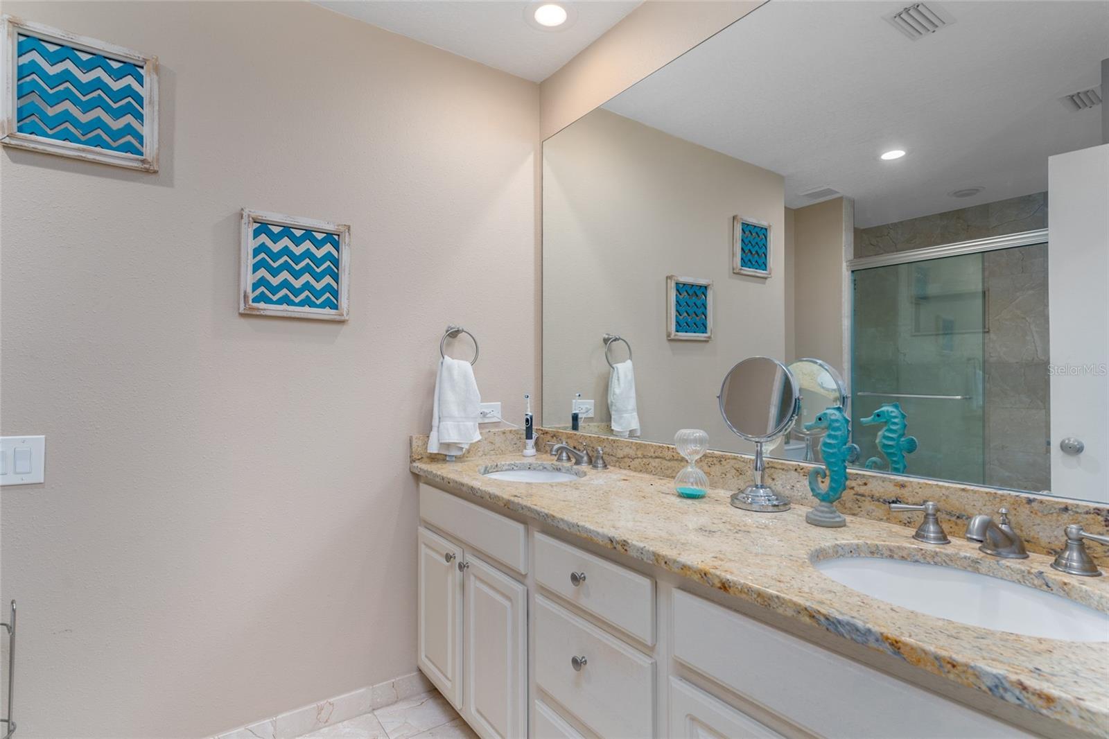 5340 COBBLESTONE CT, WESLEY CHAPEL, FL, 33543