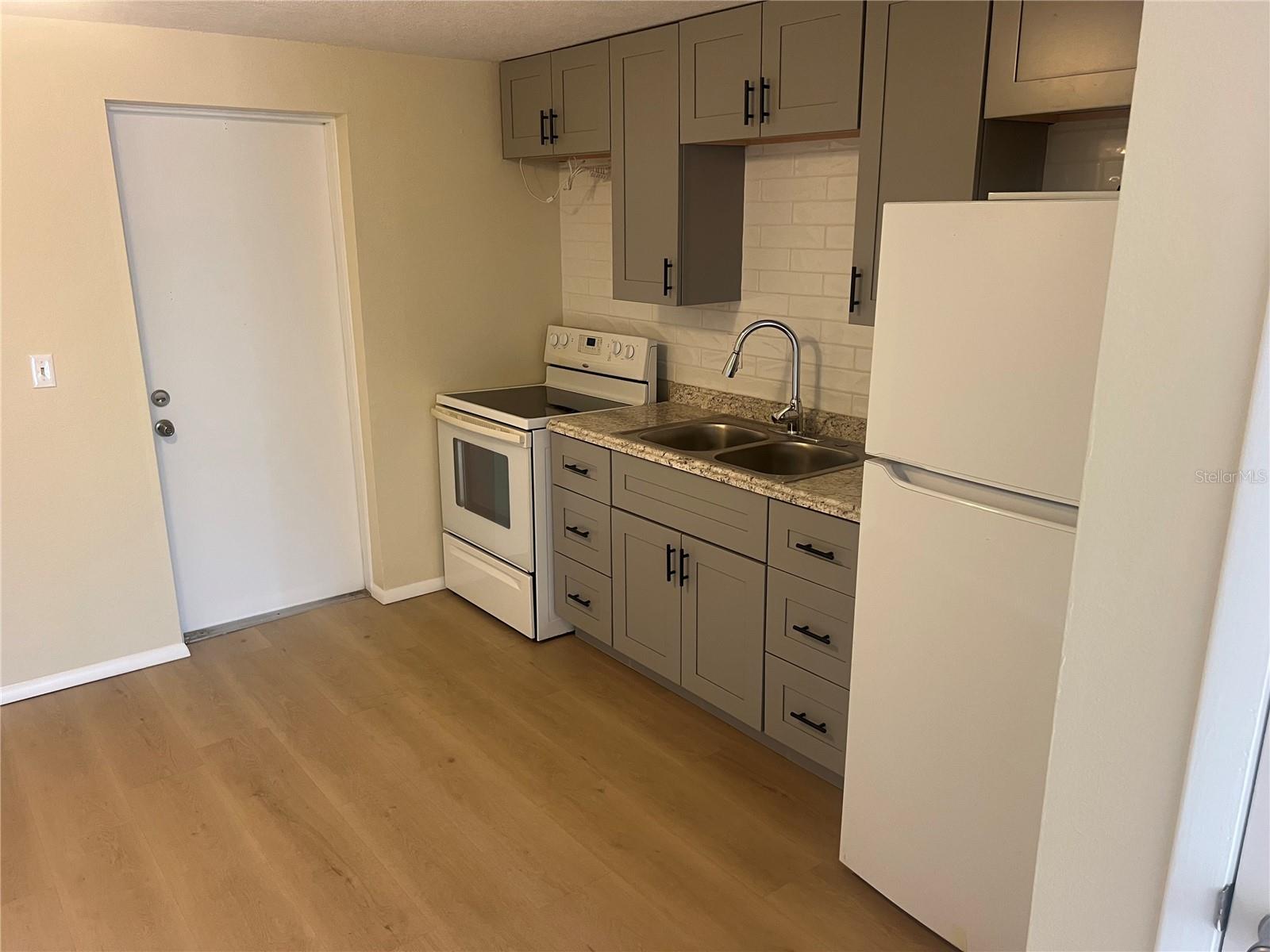 11216 KIMBERLY AVE #A & B, ENGLEWOOD, FL, 34224