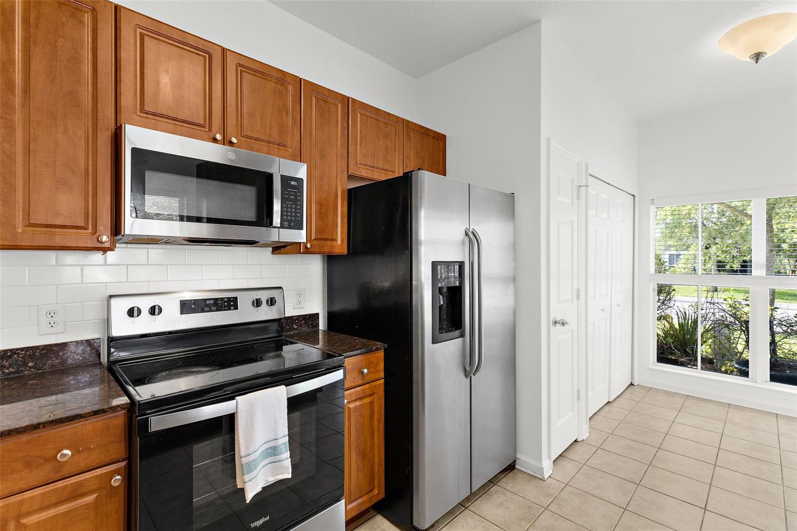 8202 DOWN ROYAL RD, TAMPA, FL, 33610