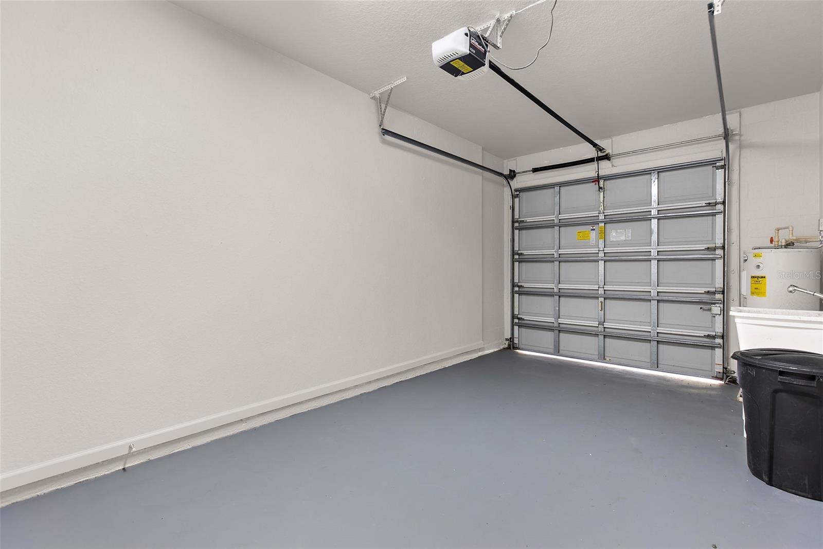 8202 DOWN ROYAL RD, TAMPA, FL, 33610