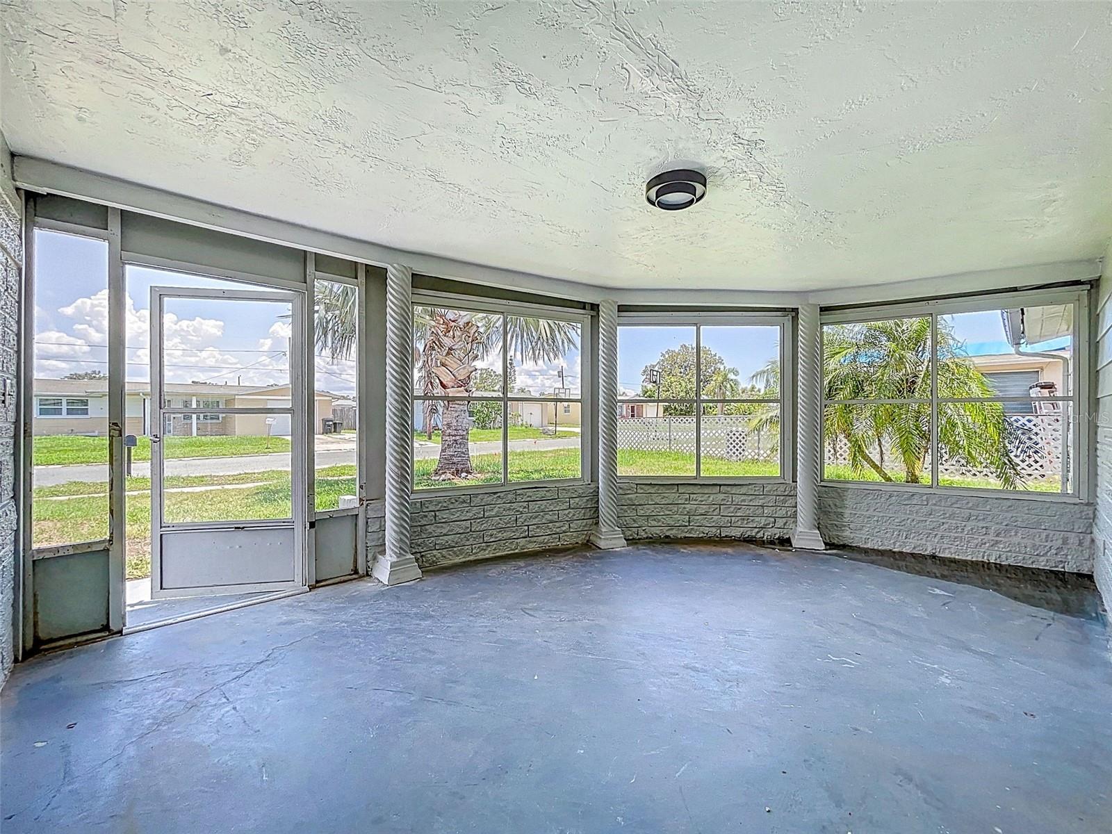 2115 ERIN DR, HOLIDAY, FL, 34690