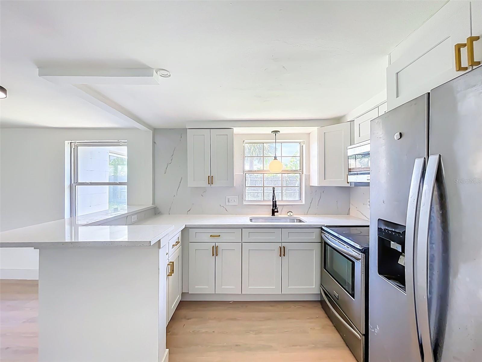 2115 ERIN DR, HOLIDAY, FL, 34690