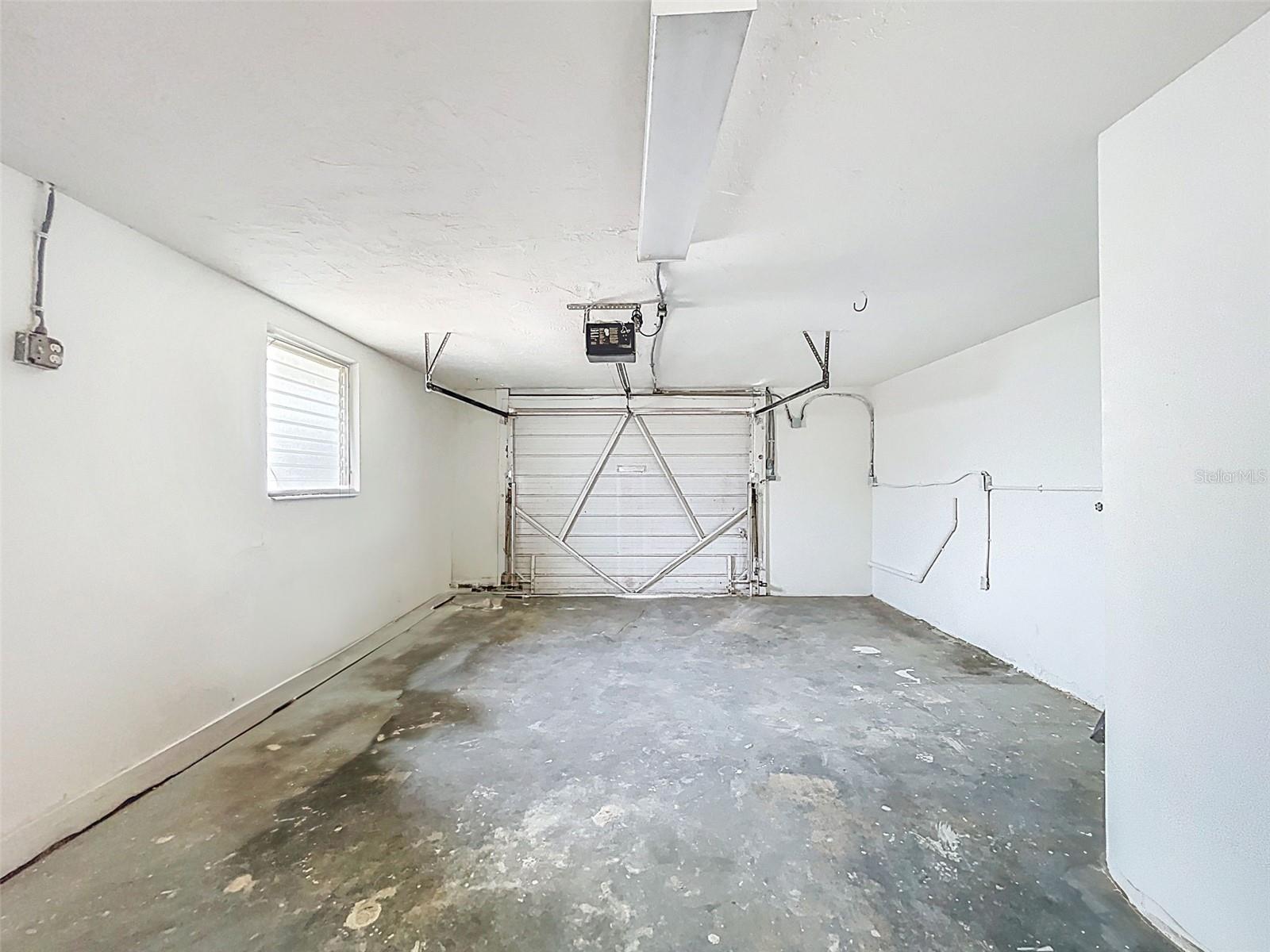 2115 ERIN DR, HOLIDAY, FL, 34690