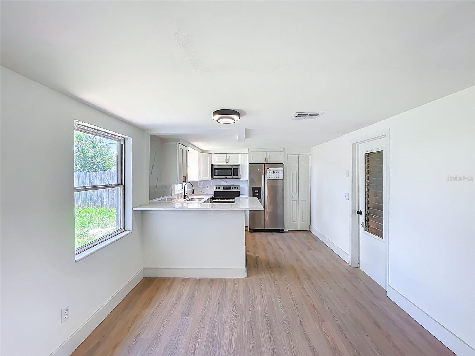 2115 ERIN DR, HOLIDAY, FL, 34690