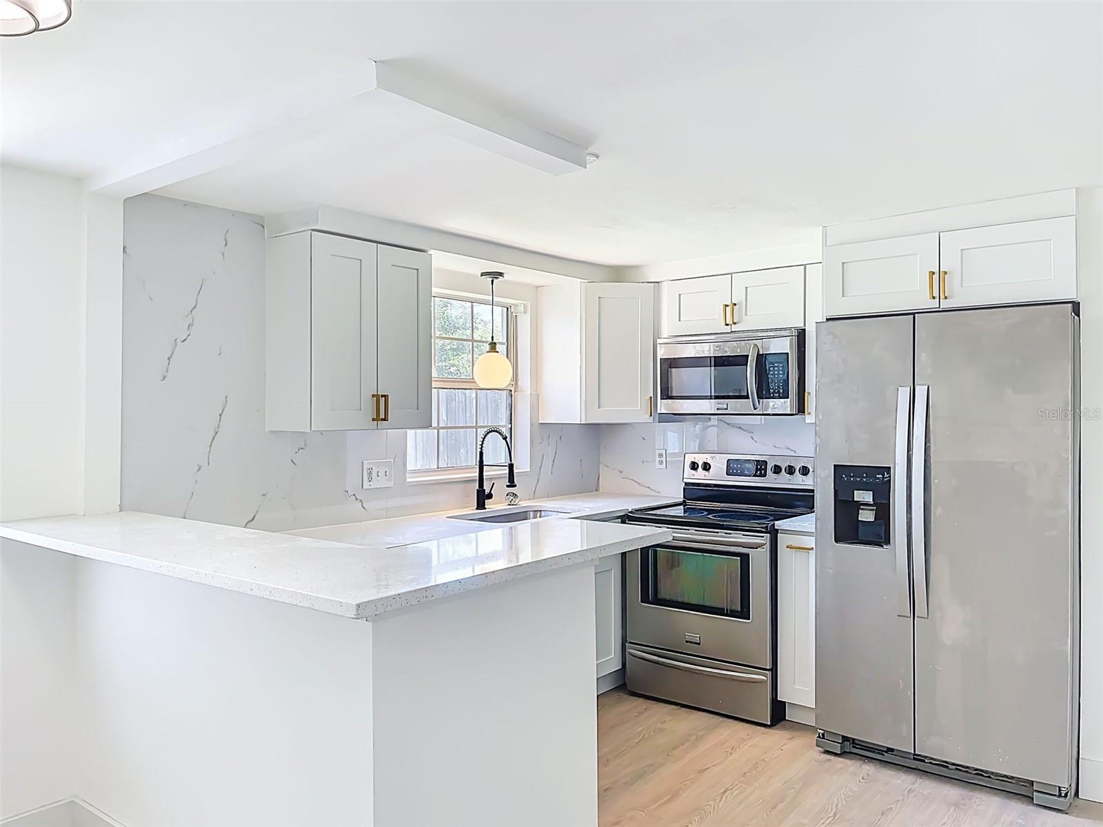 2115 ERIN DR, HOLIDAY, FL, 34690