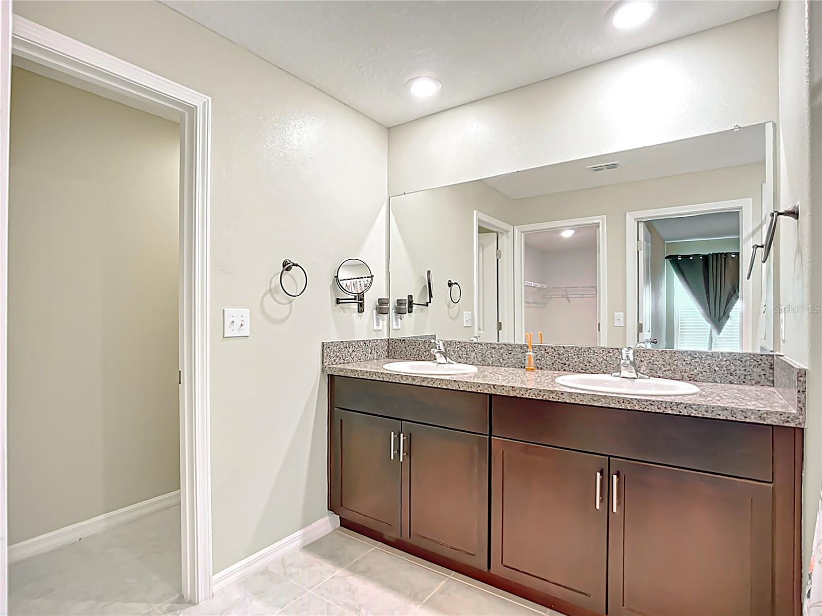 15611 DEMORY POINT PL, SUN CITY CENTER, FL, 33573