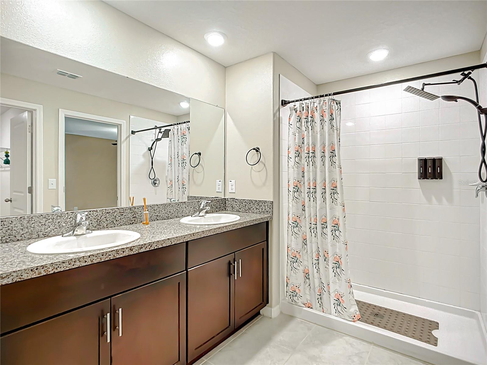 15611 DEMORY POINT PL, SUN CITY CENTER, FL, 33573