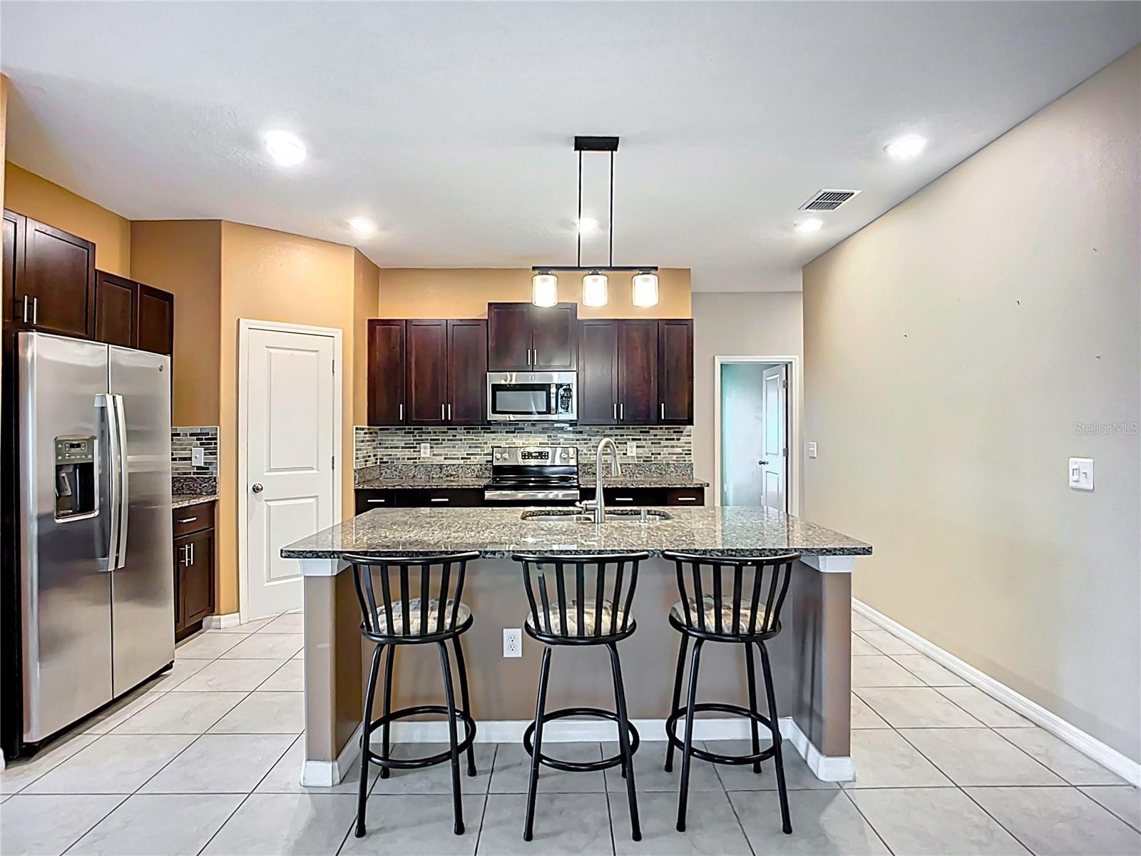 15611 DEMORY POINT PL, SUN CITY CENTER, FL, 33573