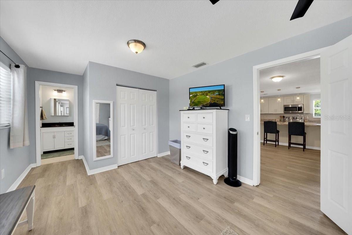 5044 17TH ST N, ST PETERSBURG, FL, 33714