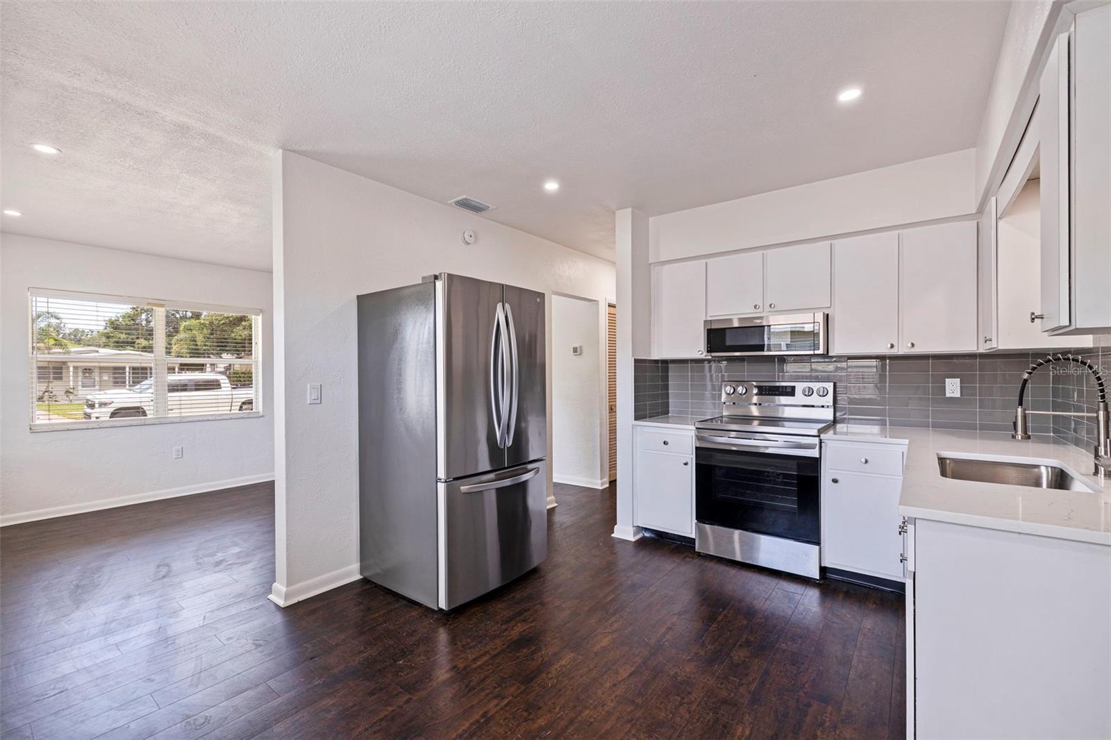 5221 4TH AVE N, ST PETERSBURG, FL, 33710