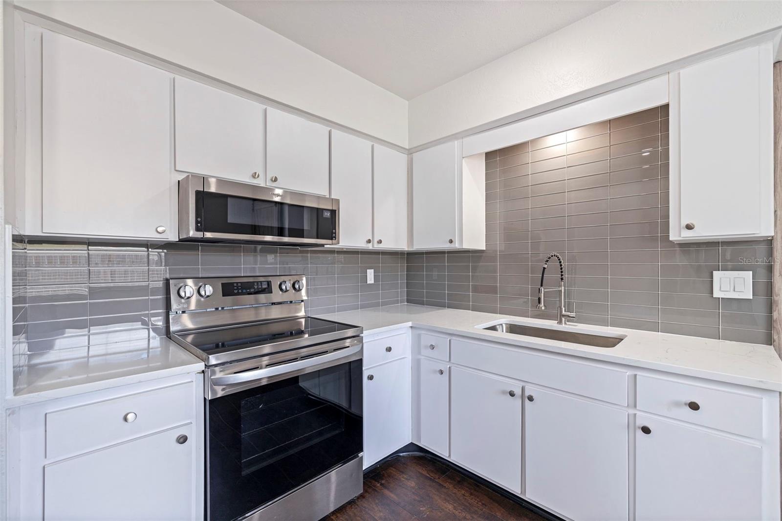 5221 4TH AVE N, ST PETERSBURG, FL, 33710