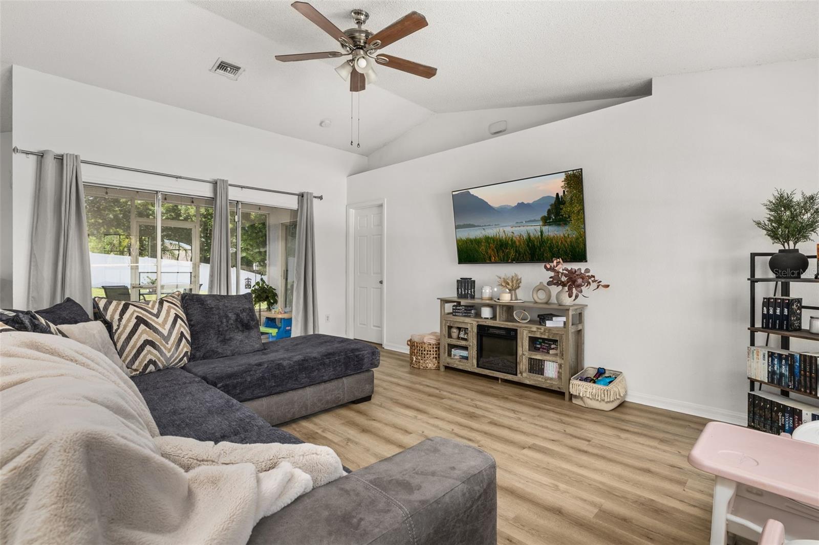 138 HIDDEN POINTE LN, GROVELAND, FL, 34736