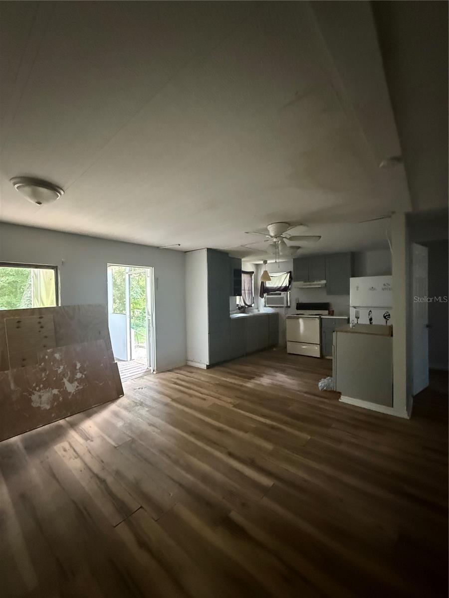 OM703643 Property Photo