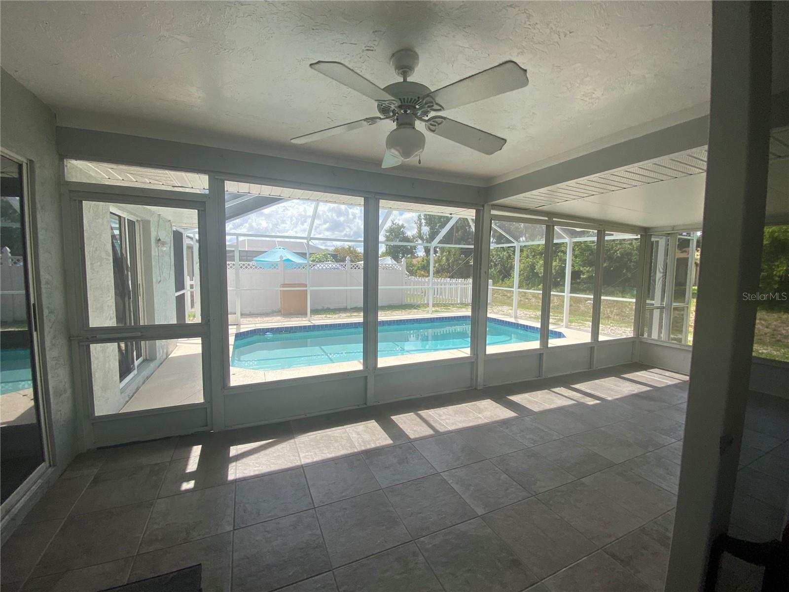 103 MARK TWAIN LN, ROTONDA WEST, FL, 33947