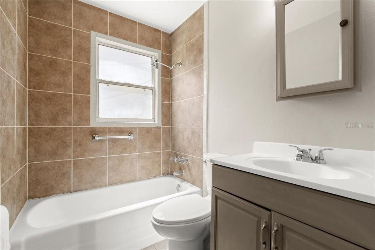 2633 YALE RD, SOUTH DAYTONA, FL, 32119