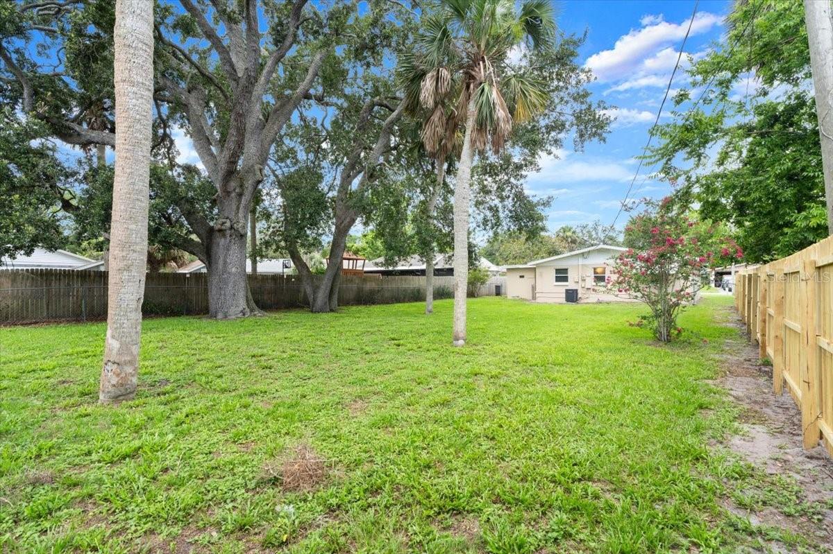 2633 YALE RD, SOUTH DAYTONA, FL, 32119