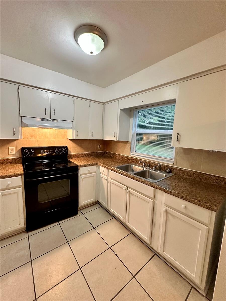 1918 SELLEEN DR, EUSTIS, FL, 32726