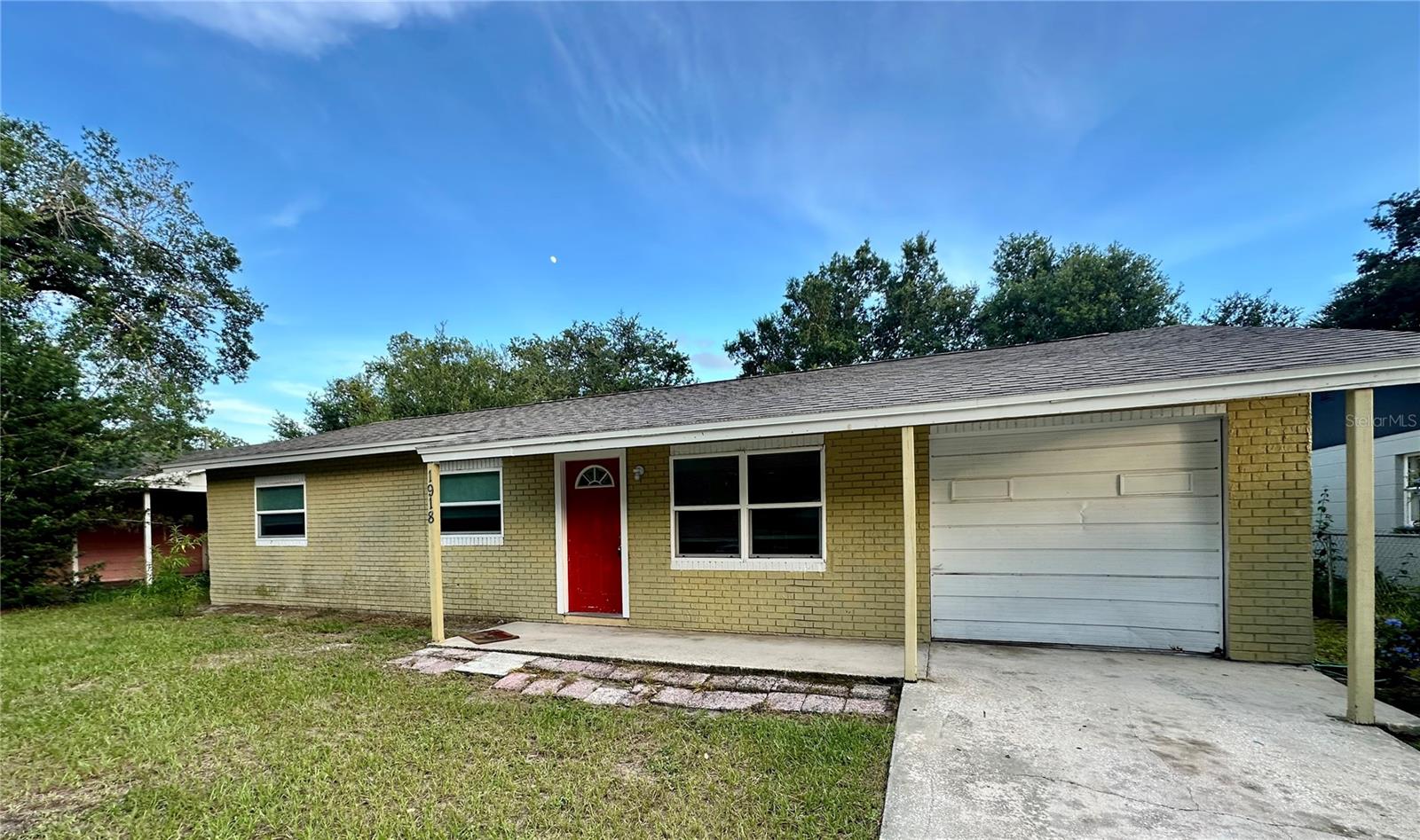 1918 SELLEEN DR, EUSTIS, FL, 32726