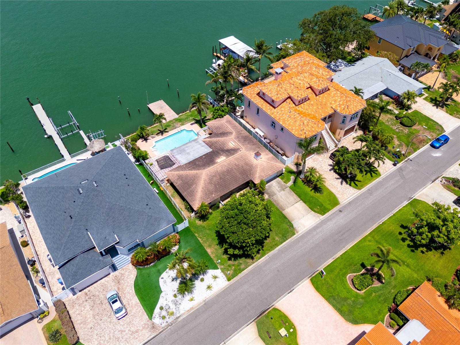 1135 81ST ST S, ST PETERSBURG, FL, 33707