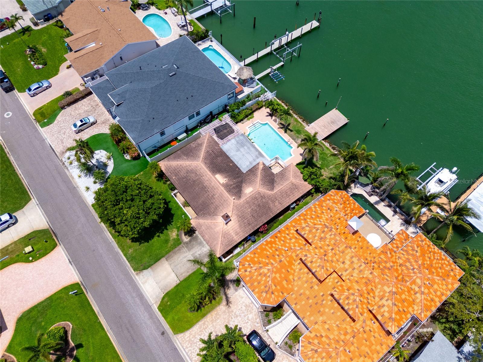 1135 81ST ST S, ST PETERSBURG, FL, 33707