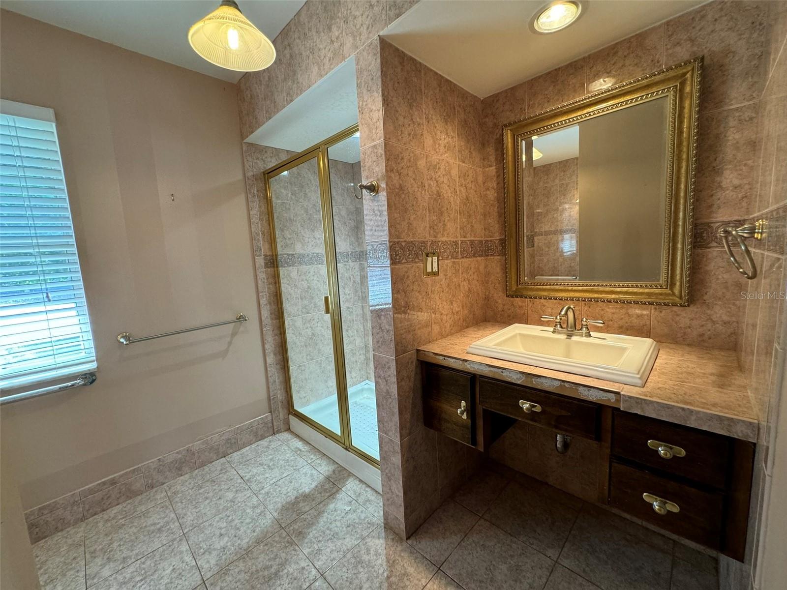 1135 81ST ST S, ST PETERSBURG, FL, 33707