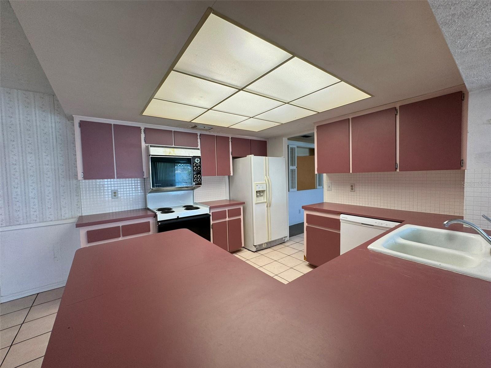 1135 81ST ST S, ST PETERSBURG, FL, 33707