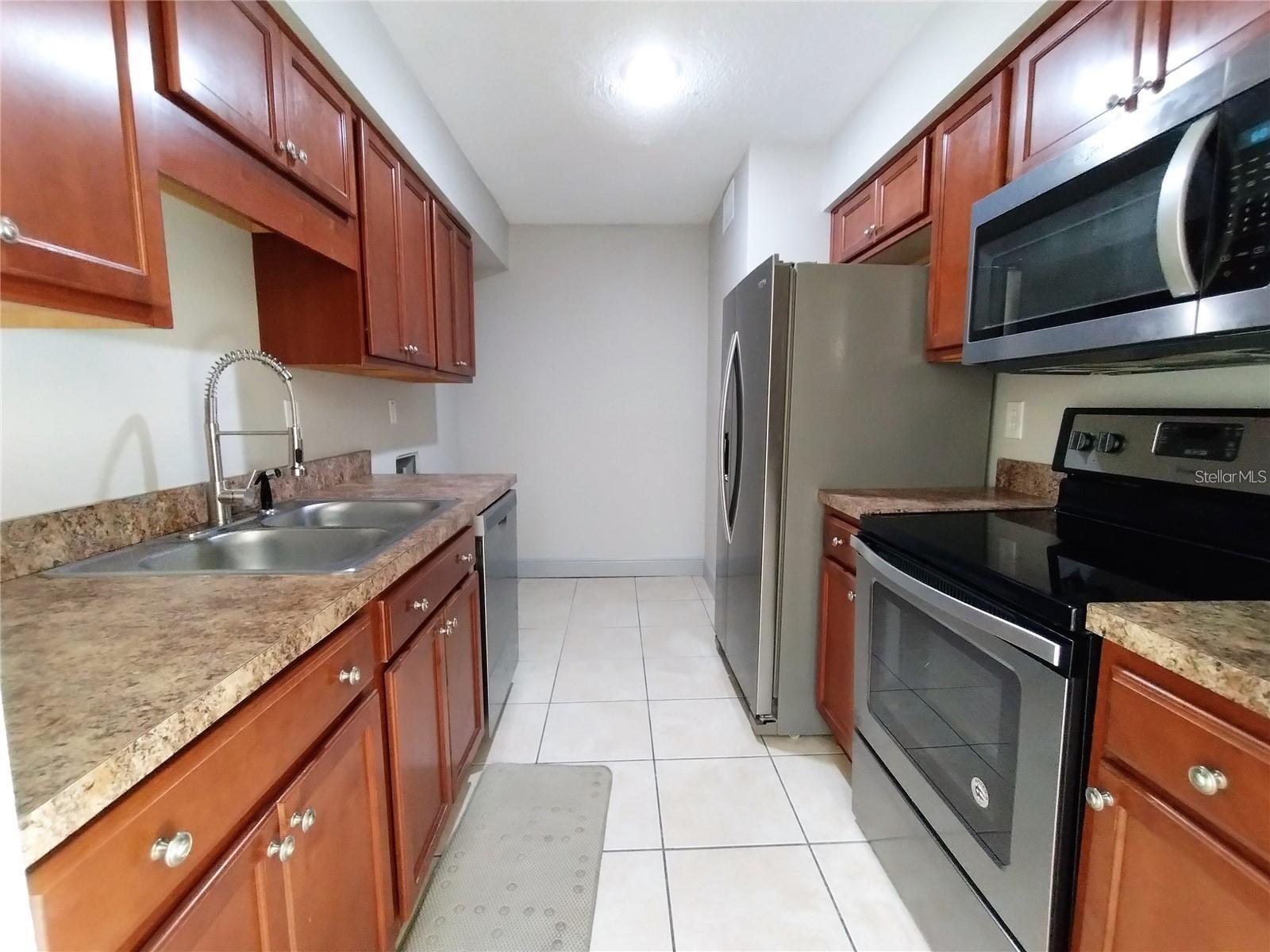 ROYAL ARMS CONDO, ALTAMONTE SPRINGS, FL, 32701