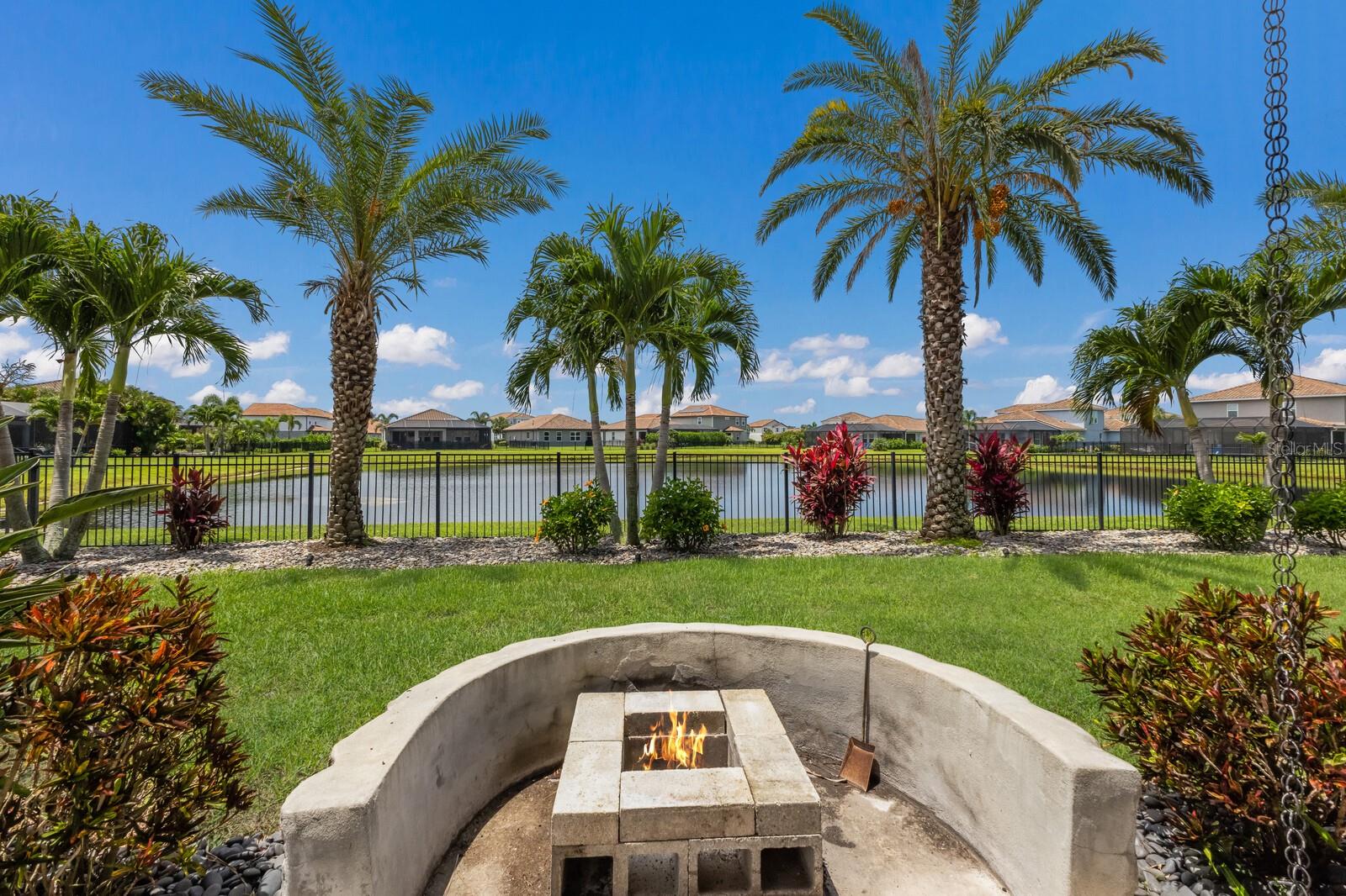 13616 SAW PALM CREEK TRL, LAKEWOOD RANCH, FL, 34211