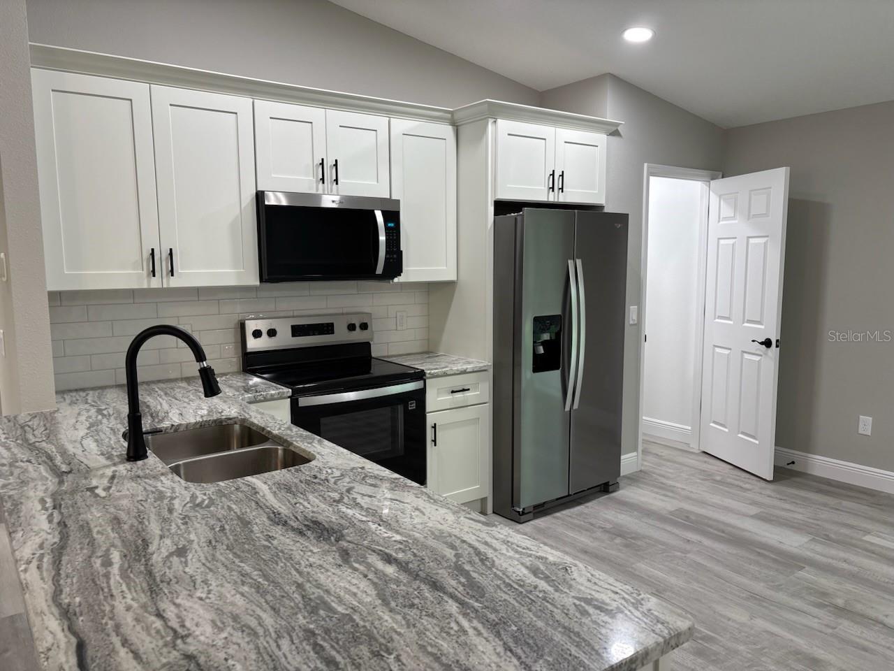 6769 N WATERMAN DR, DUNNELLON, FL, 34433