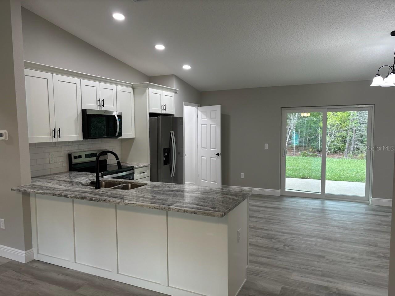 6769 N WATERMAN DR, DUNNELLON, FL, 34433