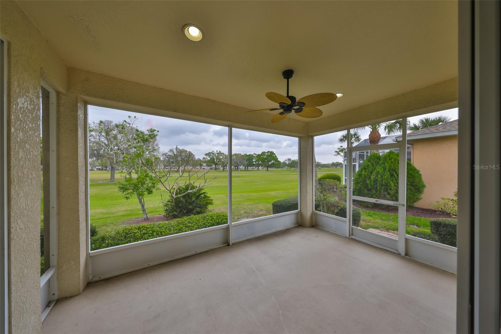 1911 STERLING GLEN CT, SUN CITY CENTER, FL, 33573