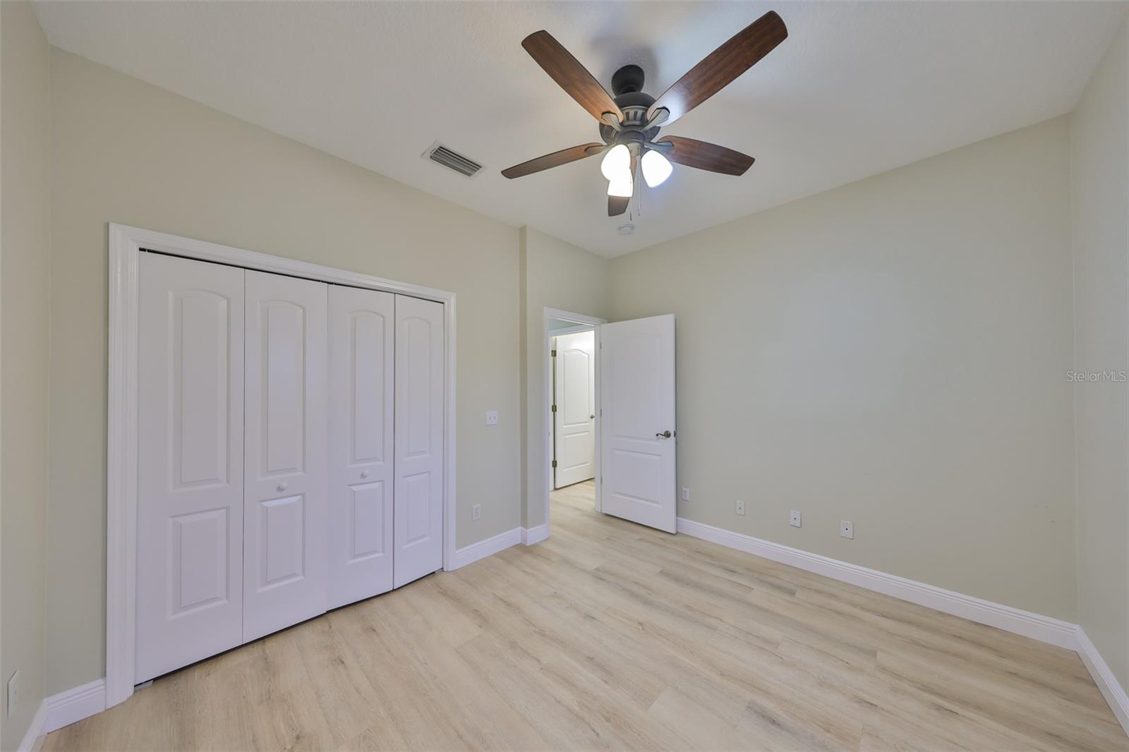 1911 STERLING GLEN CT, SUN CITY CENTER, FL, 33573