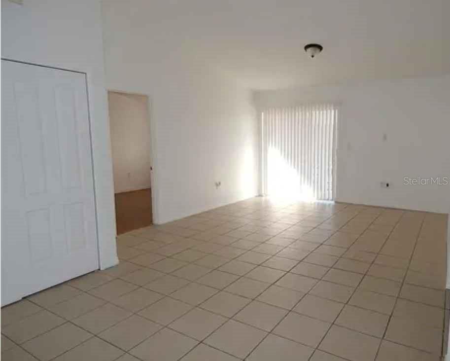 O6318272 Property Photo