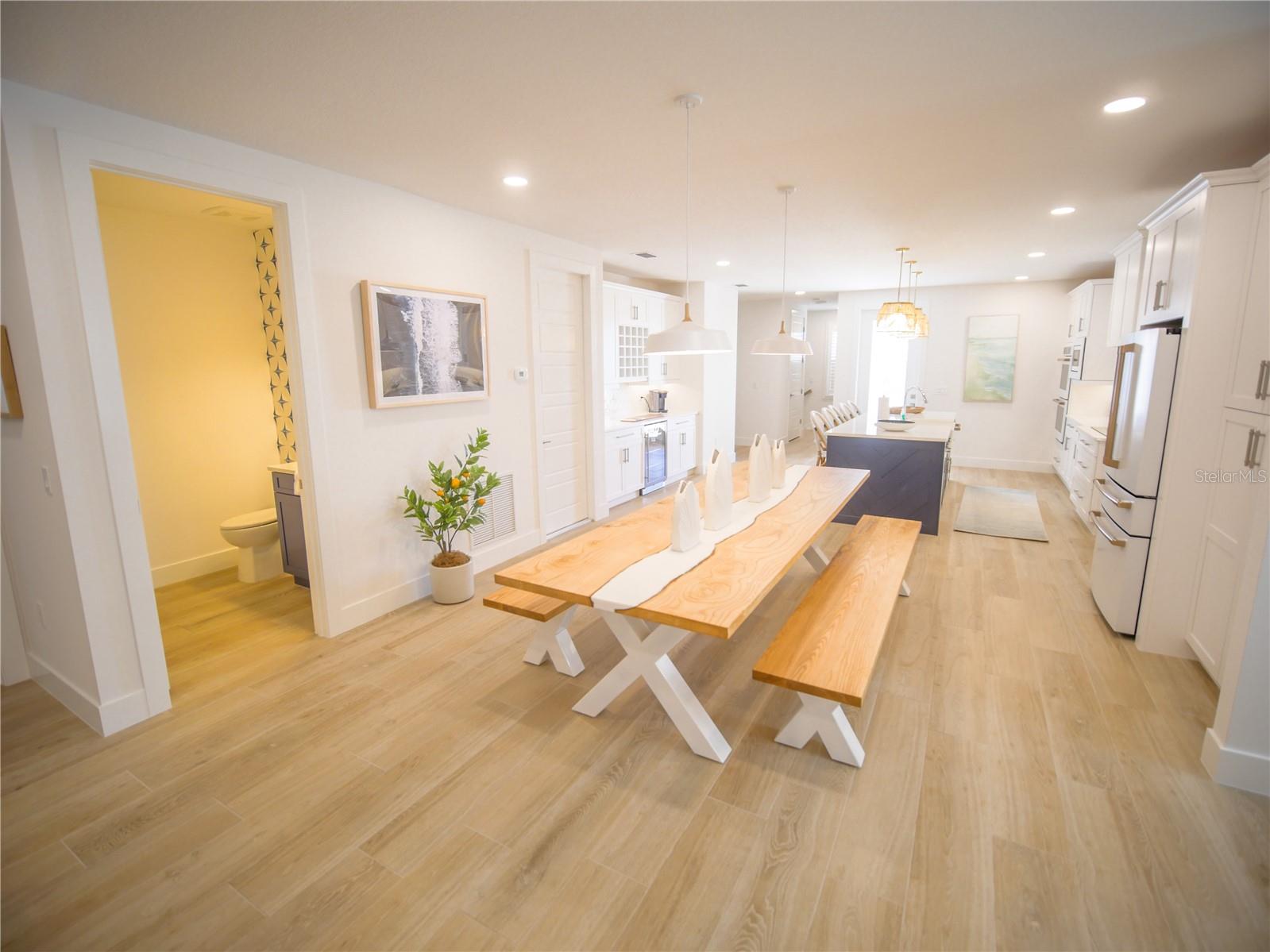 A4655871 Property Photo