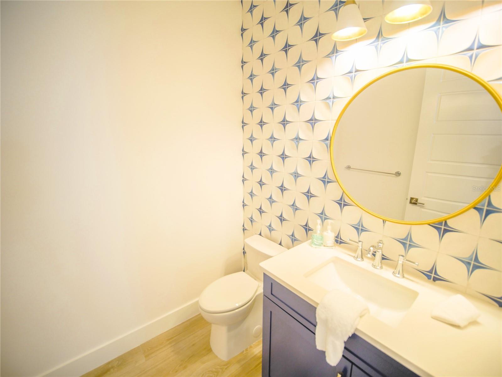 A4655871 Property Photo