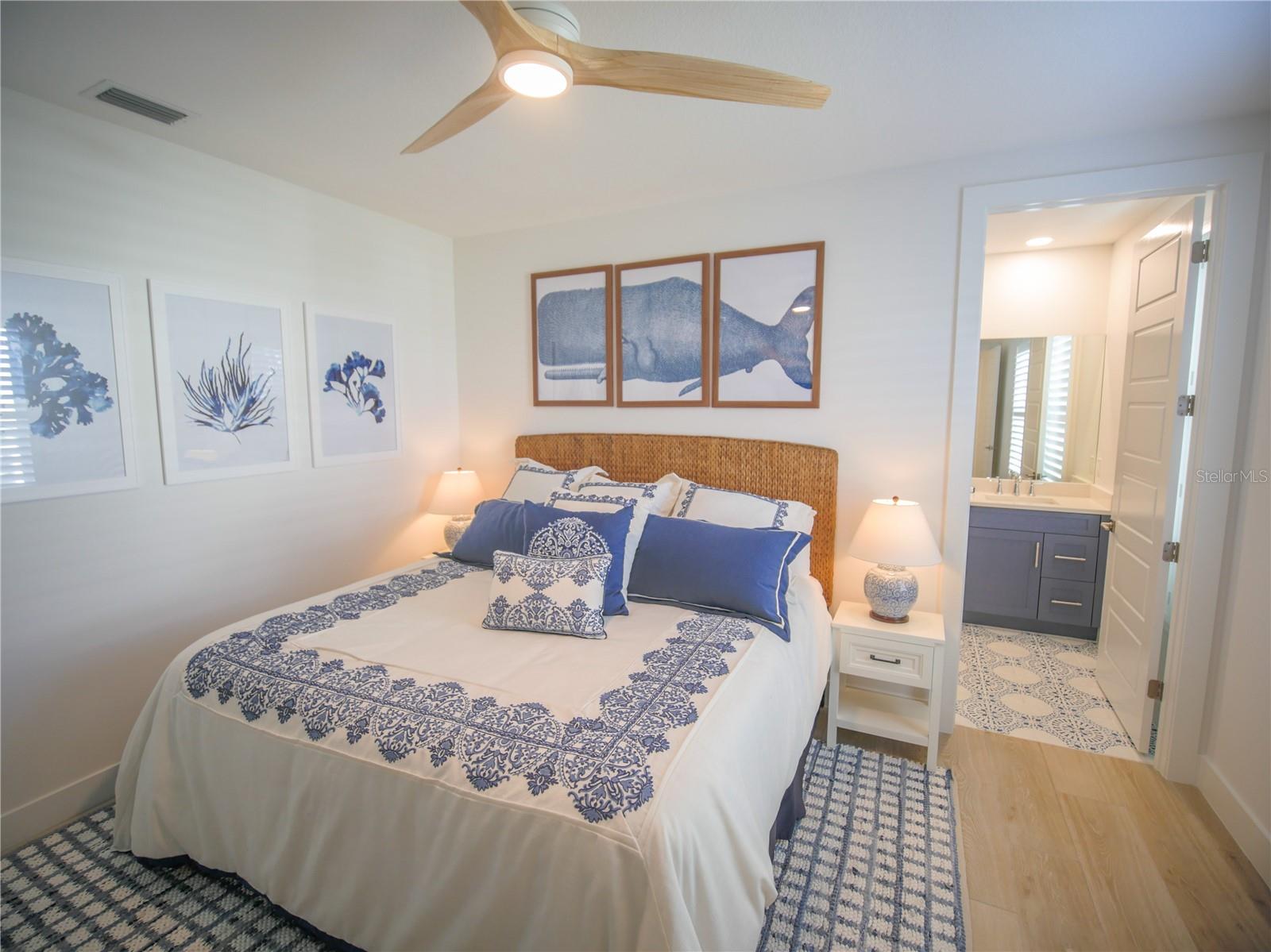 A4655871 Property Photo