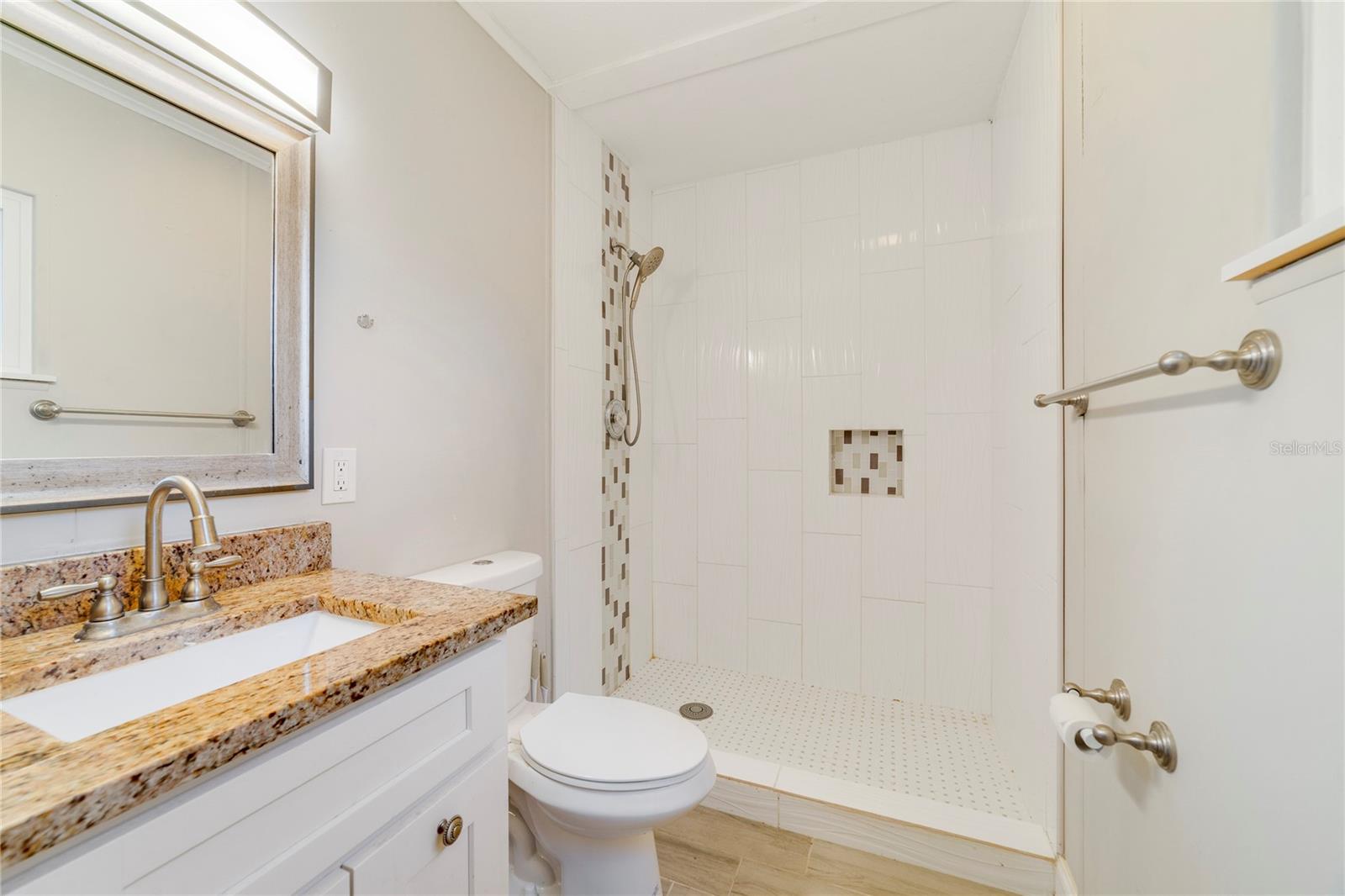 220 COLONY DR, CASSELBERRY, FL, 32707